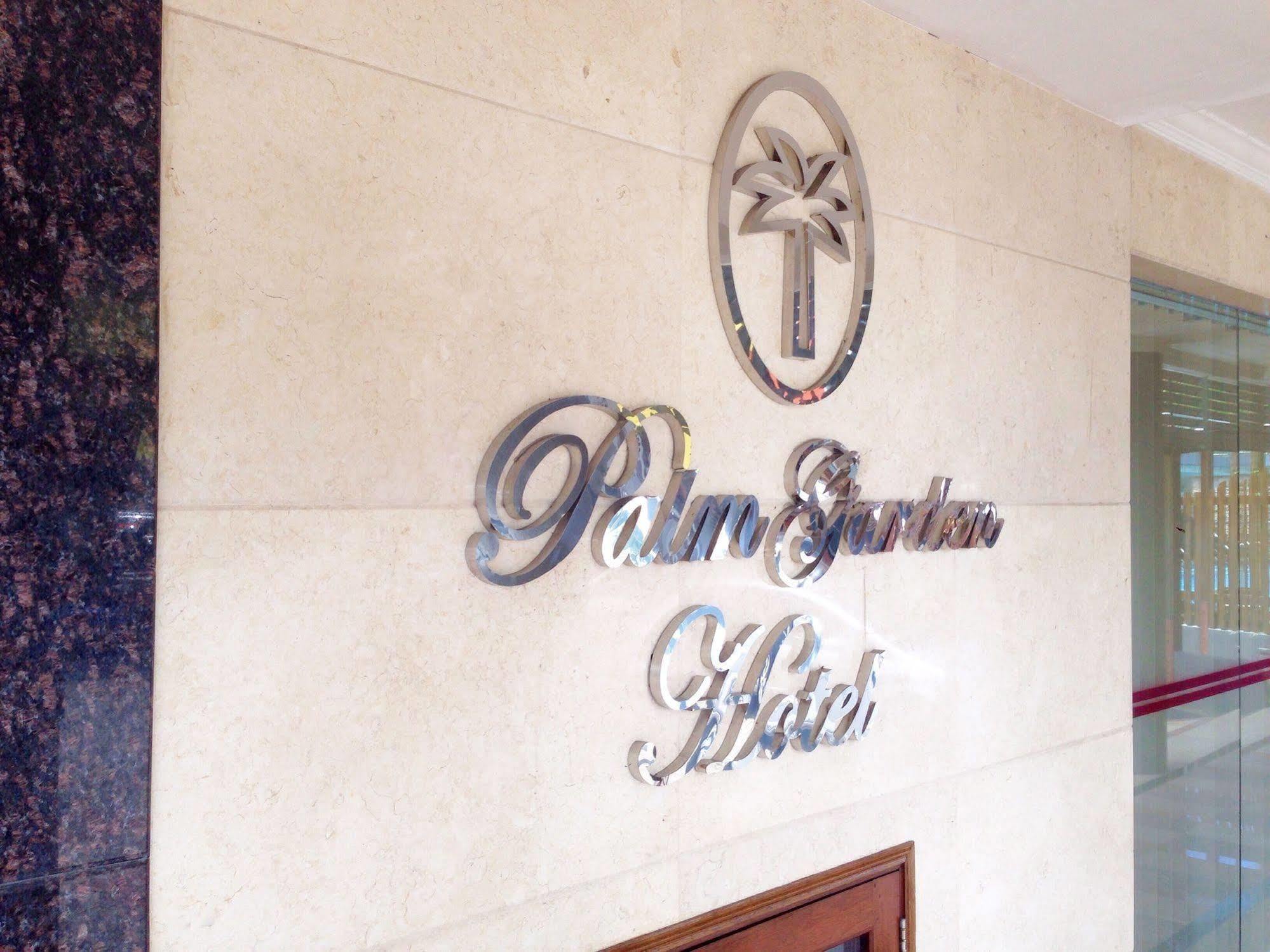 Palm Garden Hotel Brunei Bandar Seri Begawan Bagian luar foto